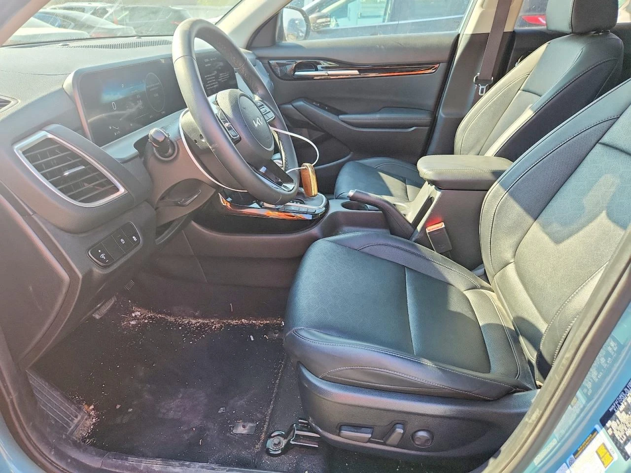Kia Seltos 2.0l Ex, снимка 7 - Автомобили и джипове - 55932346