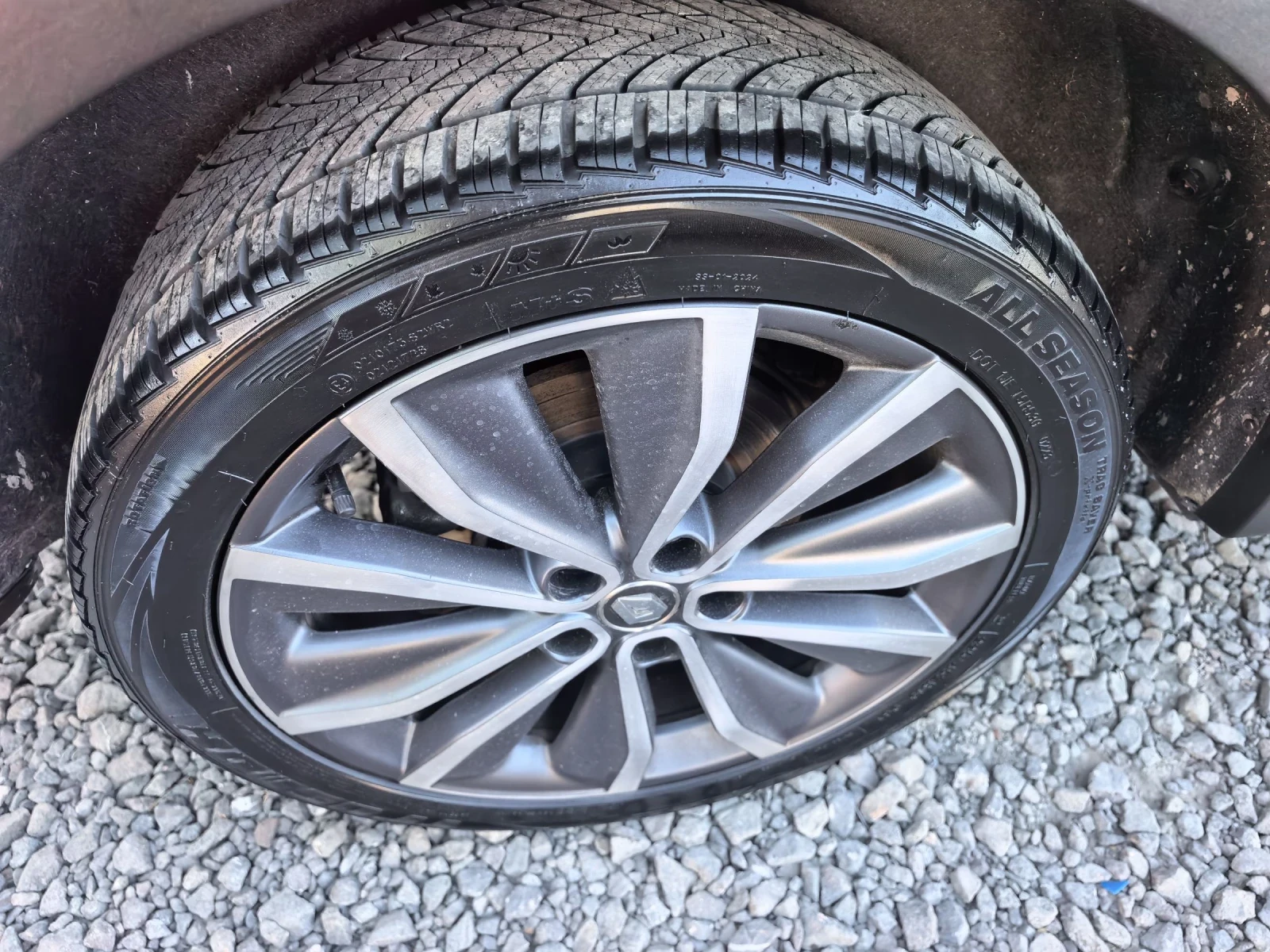 Renault Kadjar 1, 5dci , снимка 16 - Автомобили и джипове - 56011417