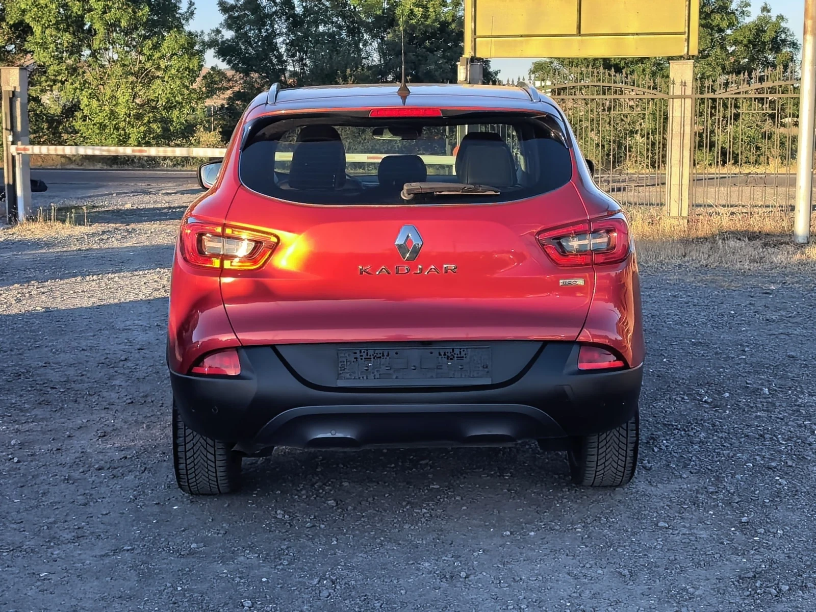 Renault Kadjar 1, 5dci , снимка 6 - Автомобили и джипове - 56011417