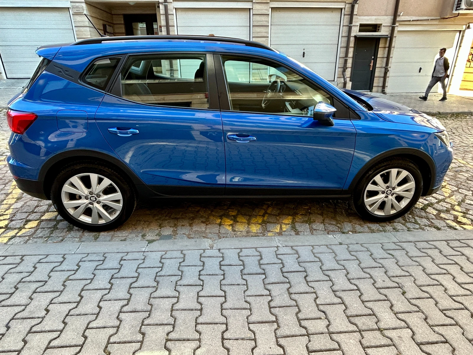Seat Arona X 1.0TSI/Автоматик, снимка 8 - Автомобили и джипове - 56332882