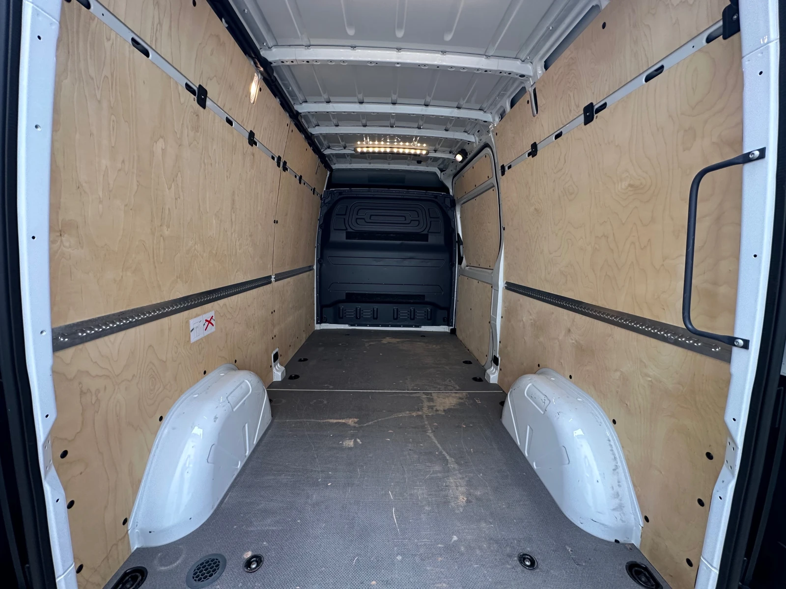 Mercedes-Benz Sprinter 314 EURO6!3-БРОЯ!FULL! - изображение 8