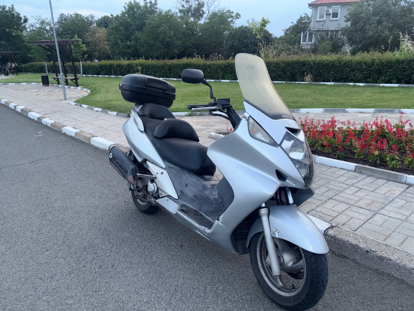 Honda Silver Wing, снимка 5 - Мотоциклети и мототехника - 55225595