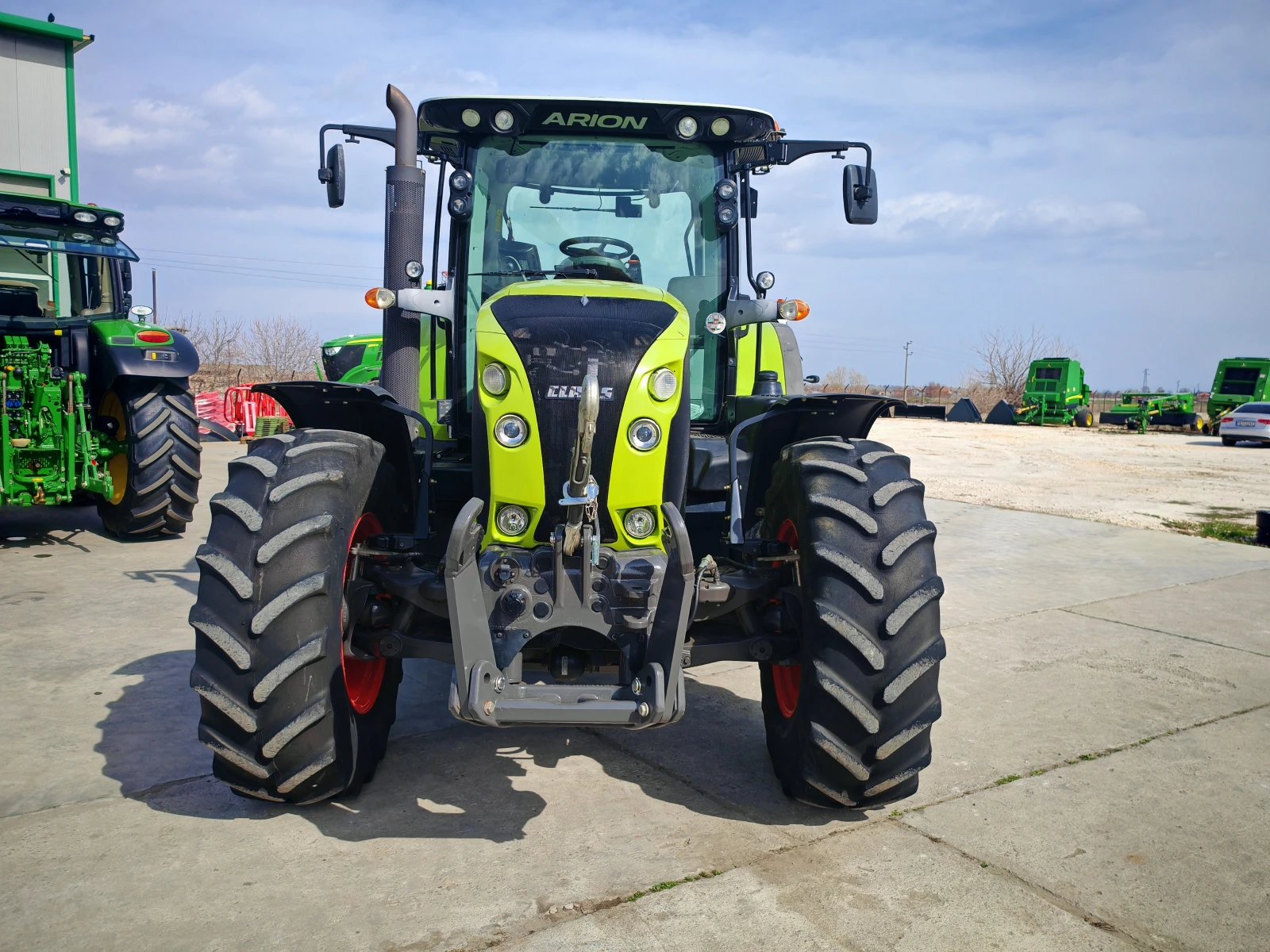 Трактор Claas Arion 650 2554 часа лизиг с първоначална 15% - изображение 3