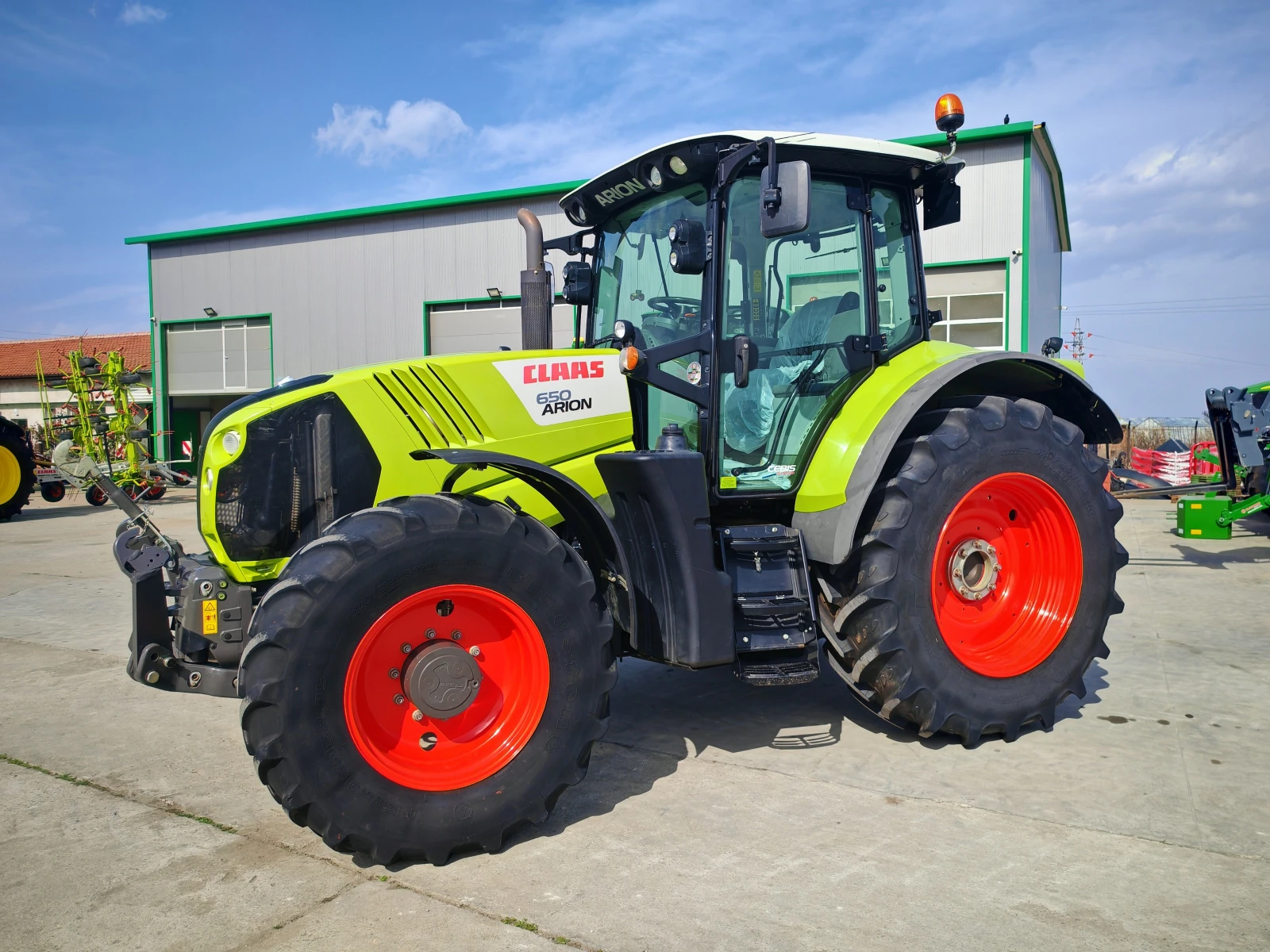 Трактор Claas Arion 650 2554 часа лизиг с първоначална 15% - изображение 2