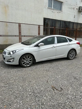 Hyundai I40 Hyundai i40 2.0 бензин на части, снимка 1