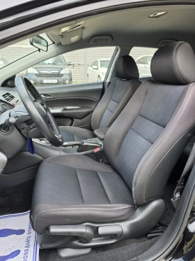 Honda Civic 1.8i-VTEC Facelift ЕВРО 5, TUV 2026г., снимка 10