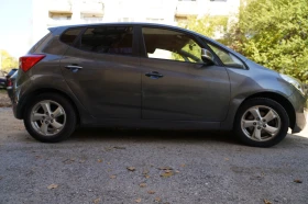 Hyundai Ix20 1.6i газ, снимка 3