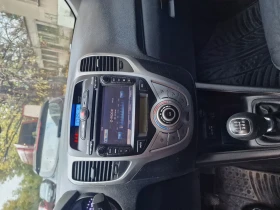 Hyundai Ix20 1.6i газ, снимка 10