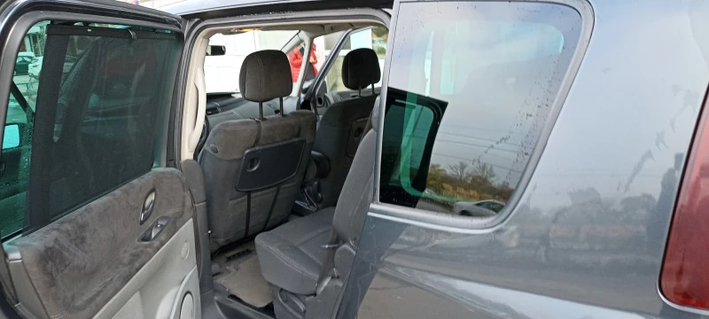 Renault Espace 2.0DCI , снимка 9 - Автомобили и джипове - 47345136