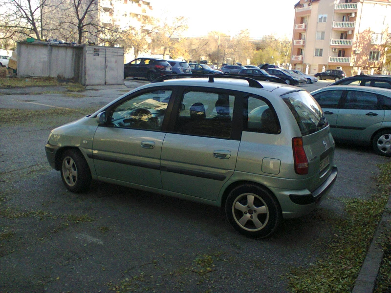 Hyundai Matrix 1.6 газ/безин Климатик - 90 коня, снимка 5 - Автомобили и джипове - 48144651