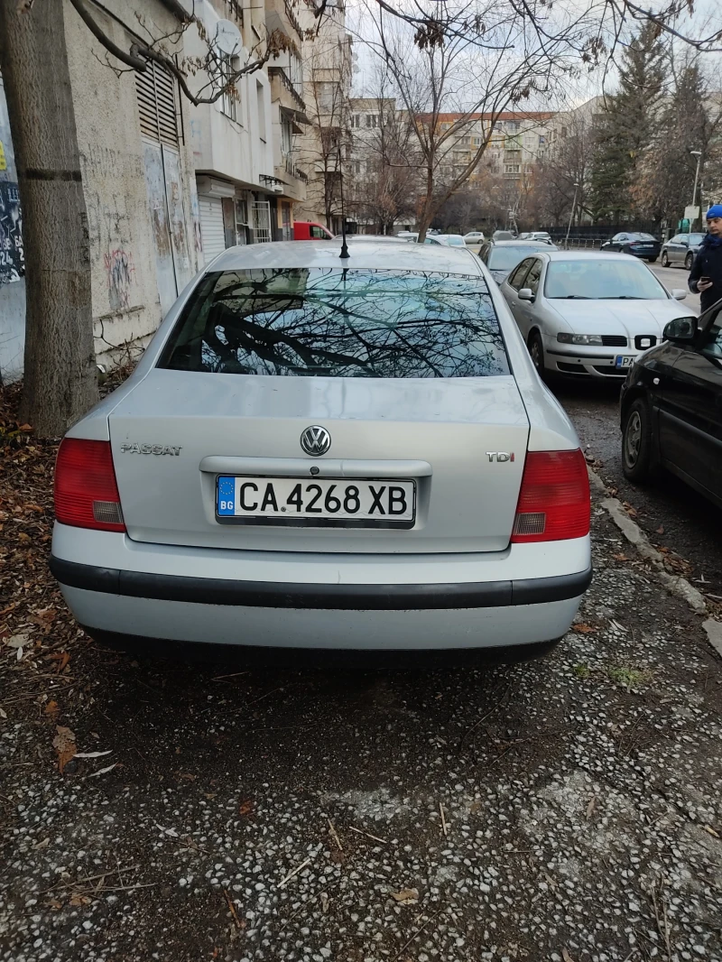 VW Passat dizel, снимка 2 - Автомобили и джипове - 48511343