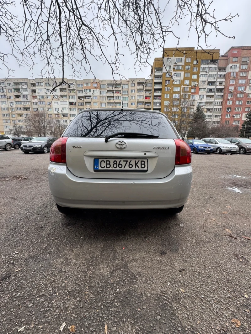 Toyota Corolla D4D, снимка 4 - Автомобили и джипове - 48570994