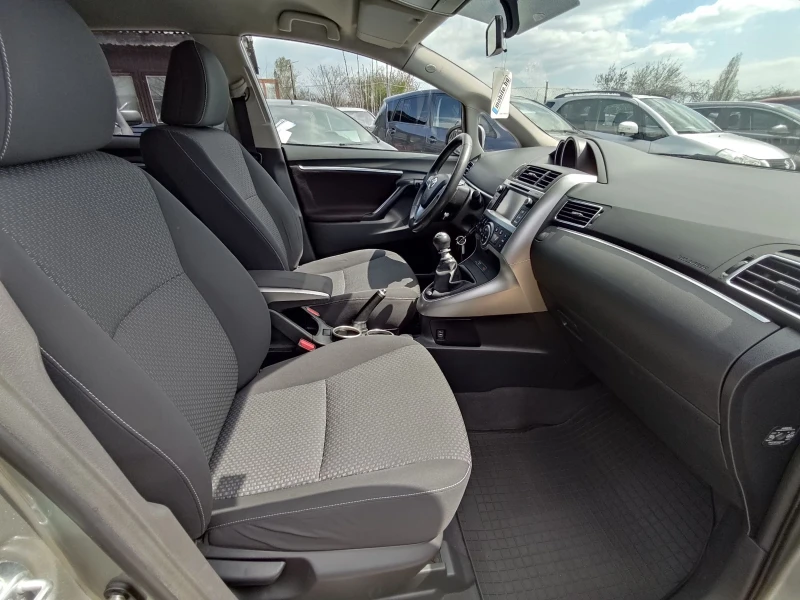 Toyota Verso 1.6VVTI - LPG, снимка 14 - Автомобили и джипове - 49870373