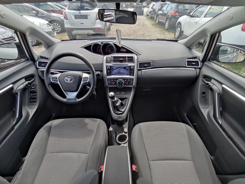 Toyota Verso 1.6VVTI - LPG, снимка 9 - Автомобили и джипове - 49870373