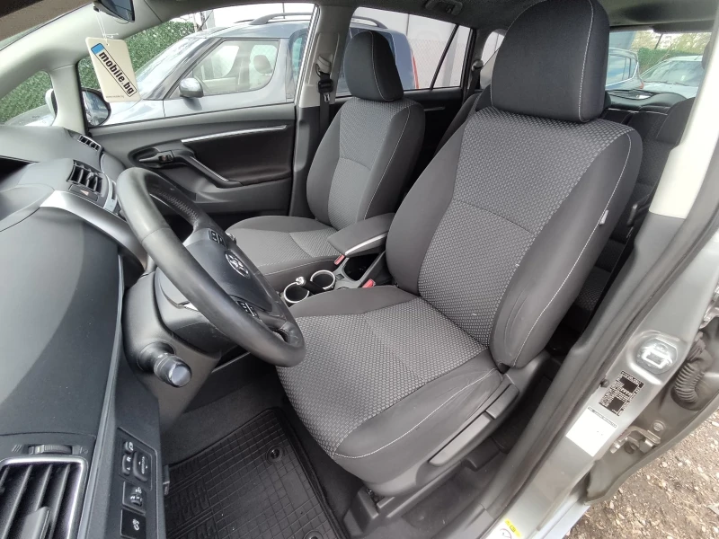 Toyota Verso 1.6VVTI - LPG, снимка 8 - Автомобили и джипове - 49870373