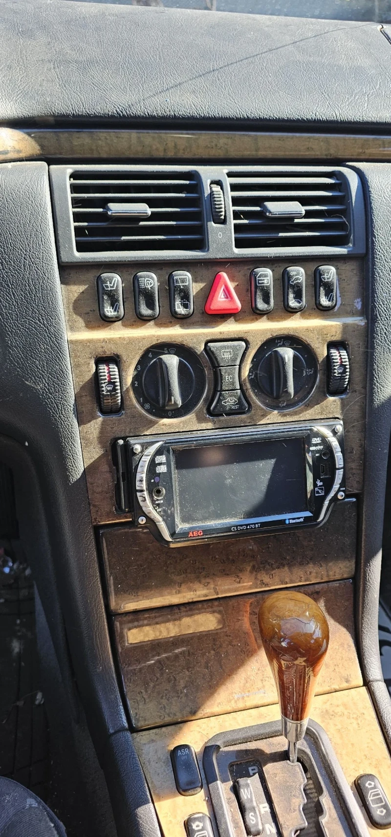 Mercedes-Benz E 300 TD, снимка 10 - Автомобили и джипове - 52222207