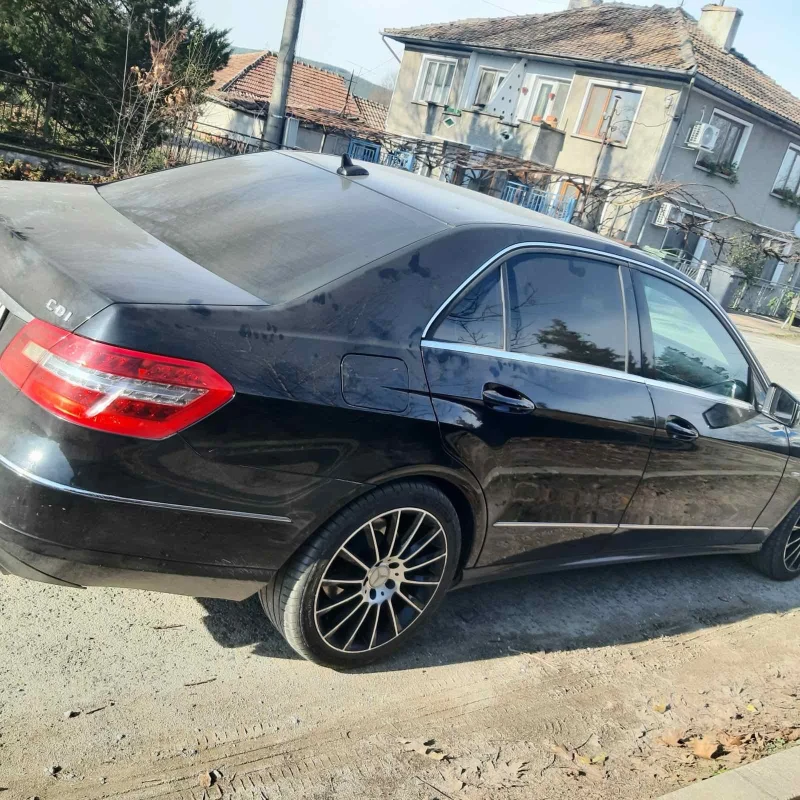 Mercedes-Benz E 350 Cdi, снимка 5 - Автомобили и джипове - 52673726