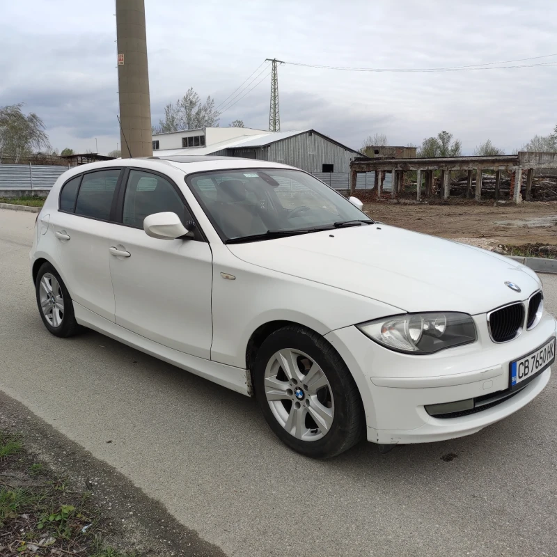 BMW 120 Феислиф поръчково уникат, снимка 2 - Автомобили и джипове - 52998705
