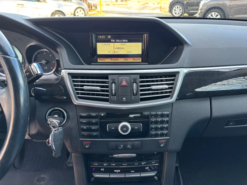 Mercedes-Benz E 350 CDI - FULLL* * * , снимка 11 - Автомобили и джипове - 53045327