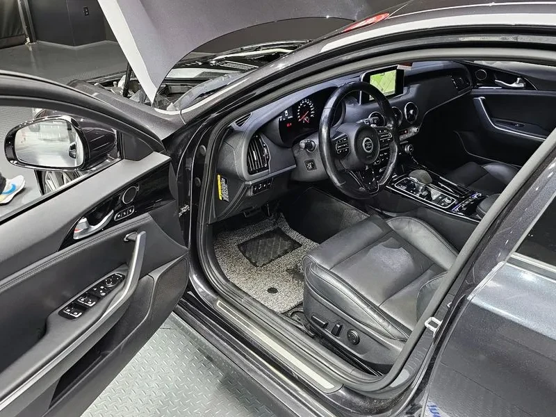 Kia Stinger 2.0 Turbo Awd Platinum, снимка 11 - Автомобили и джипове - 55278534