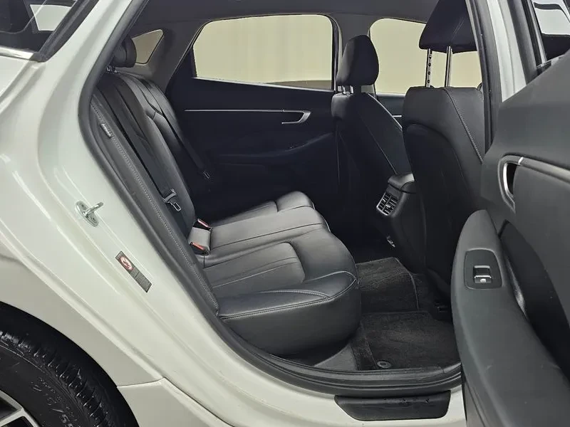 Hyundai Sonata 2.0 - САМО 30% АВАНС, снимка 12 - Автомобили и джипове - 55940399