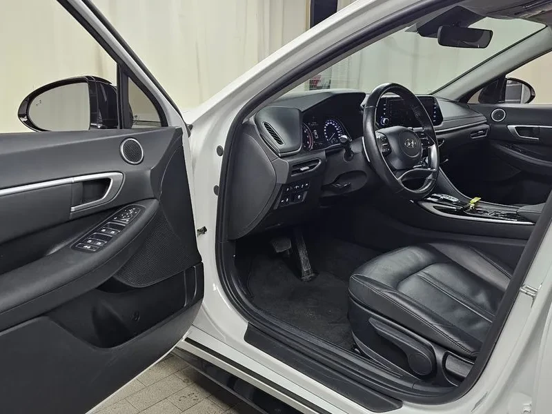 Hyundai Sonata 2.0 - САМО 30% АВАНС, снимка 10 - Автомобили и джипове - 55940399