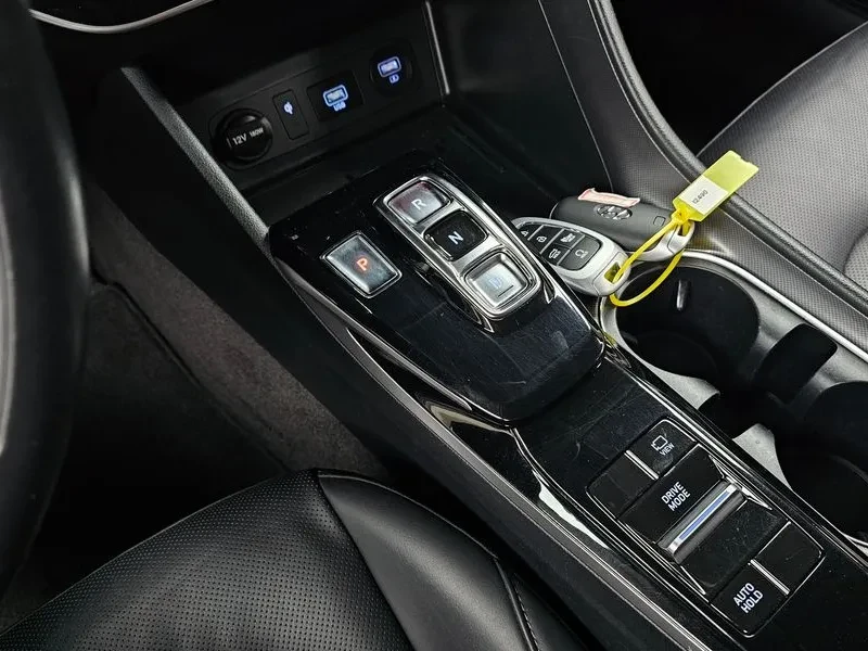 Hyundai Sonata 2.0 - САМО 30% АВАНС, снимка 9 - Автомобили и джипове - 55940399