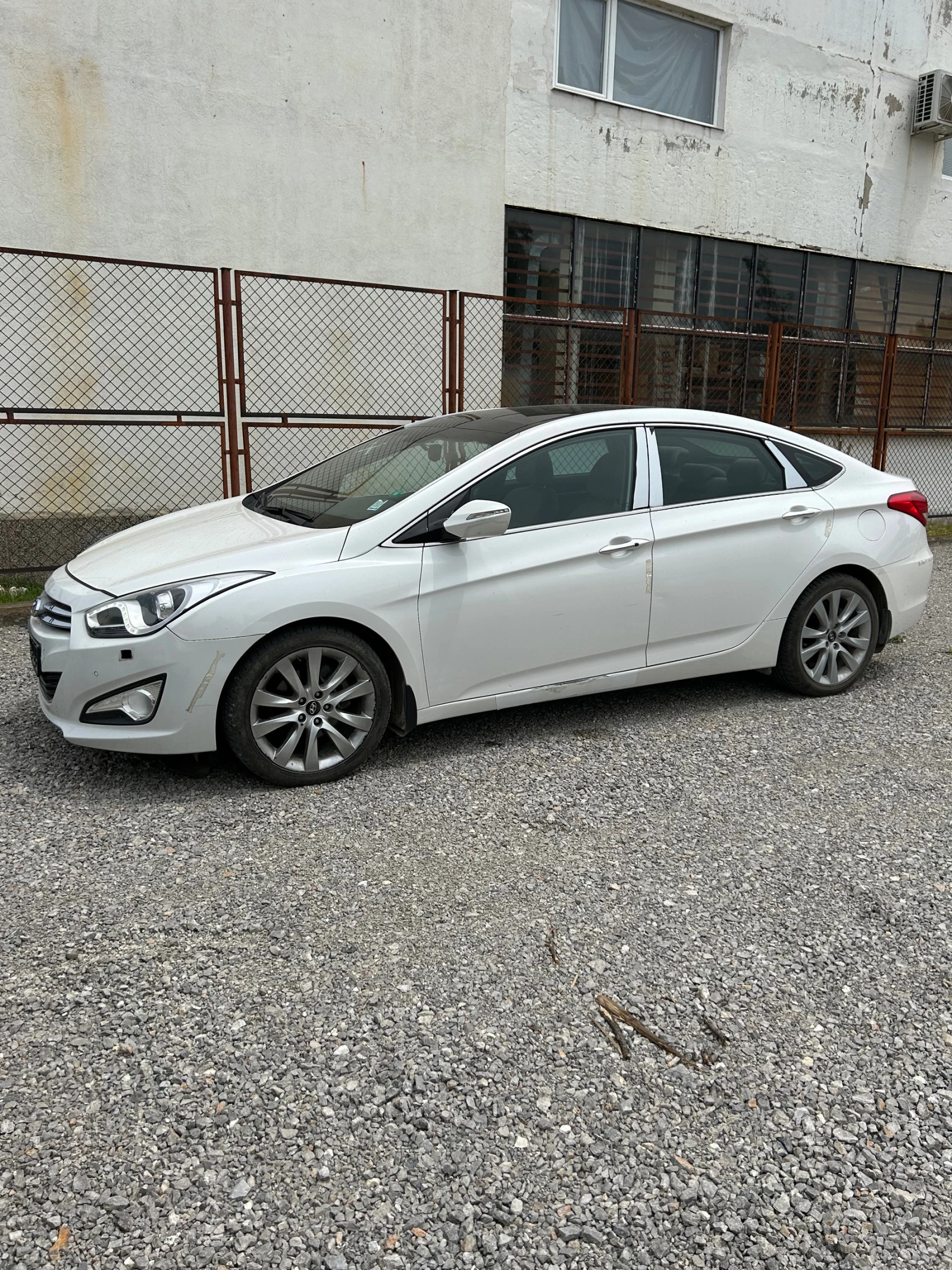 Hyundai I40 Hyundai i40 2.0 бензин на части, снимка 1