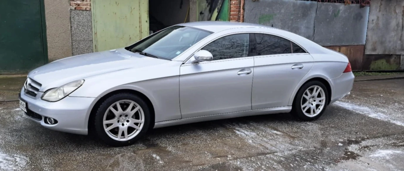 Mercedes-Benz 320, снимка 1