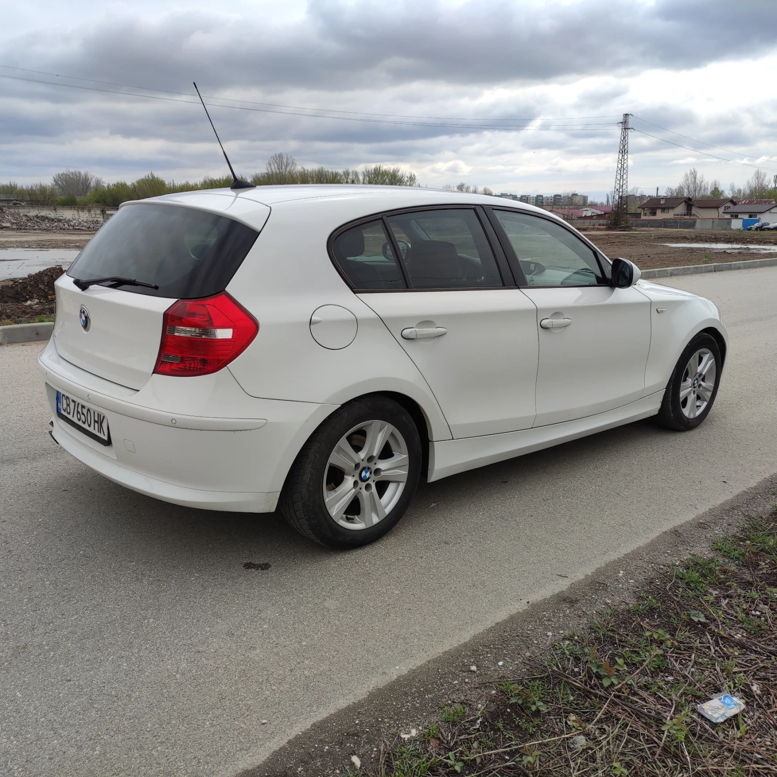 BMW 120 Феислиф поръчково уникат, снимка 1