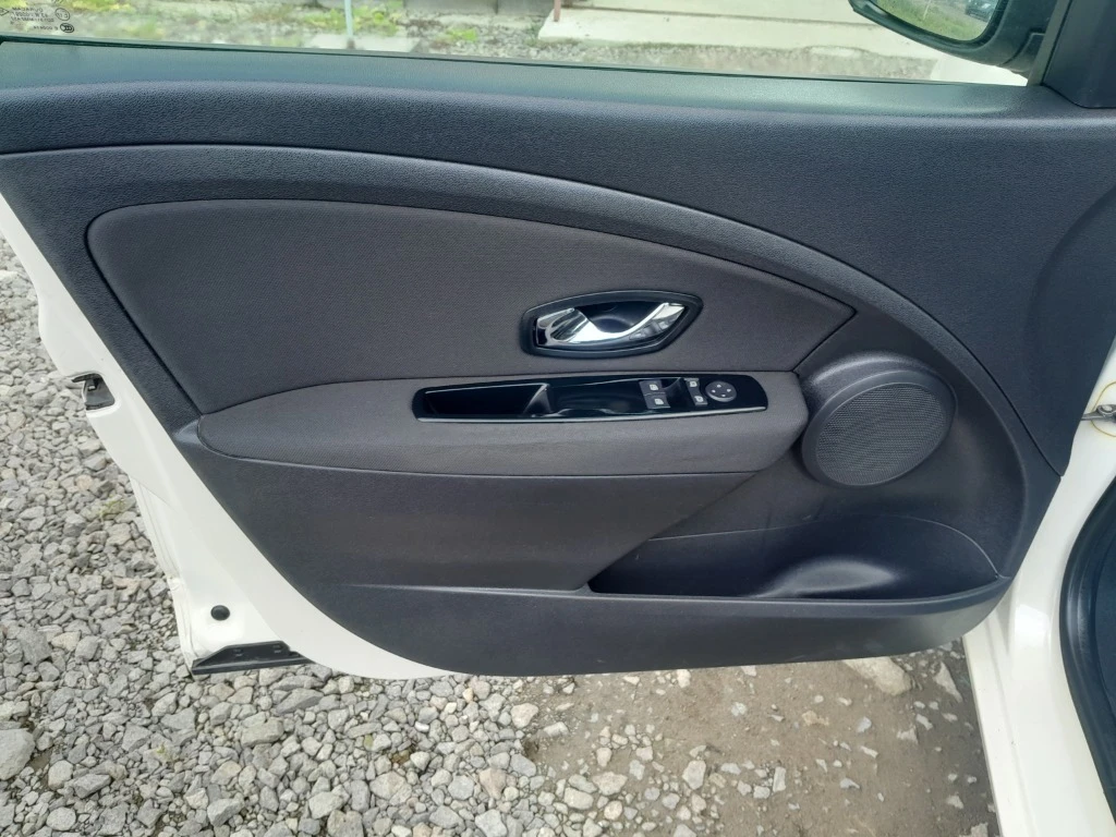 Renault Fluence  - изображение 9