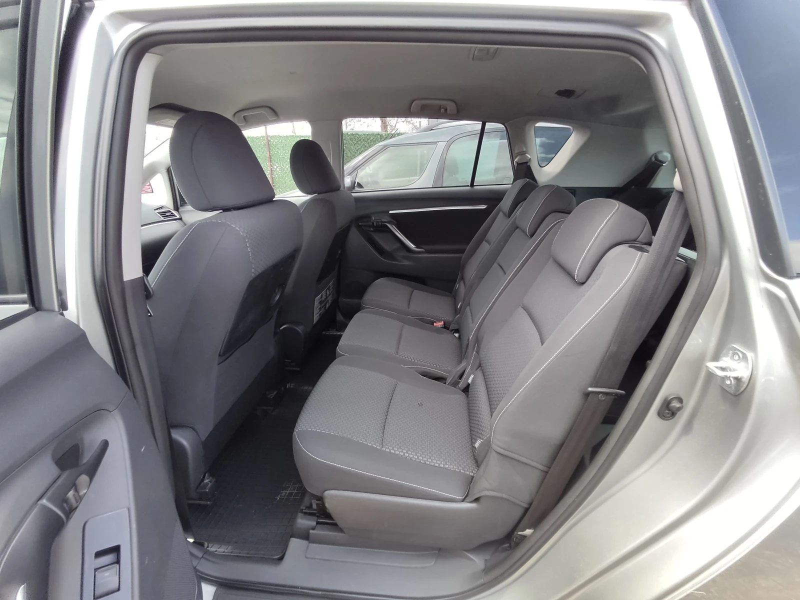 Toyota Verso 1.6VVTI - LPG | Mobile.bg — изображение 11