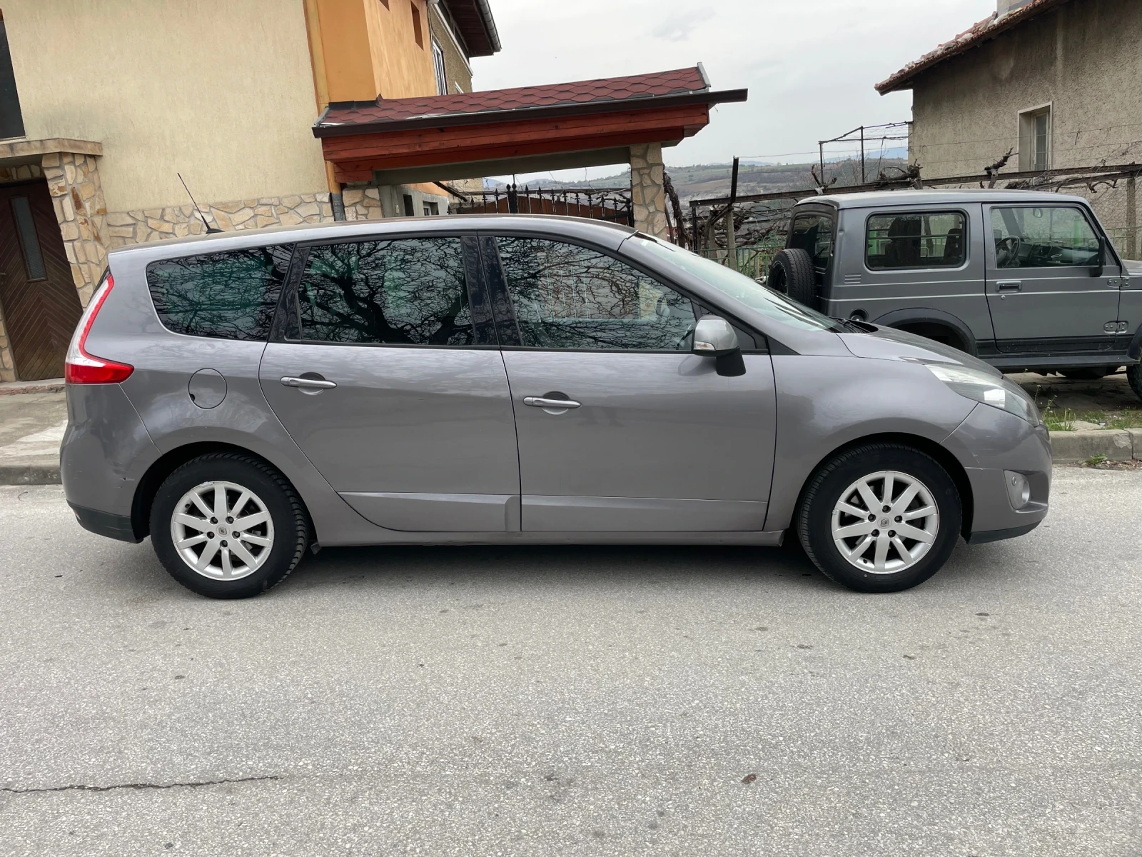Renault Grand scenic 1.4Tce 7 места - изображение 5