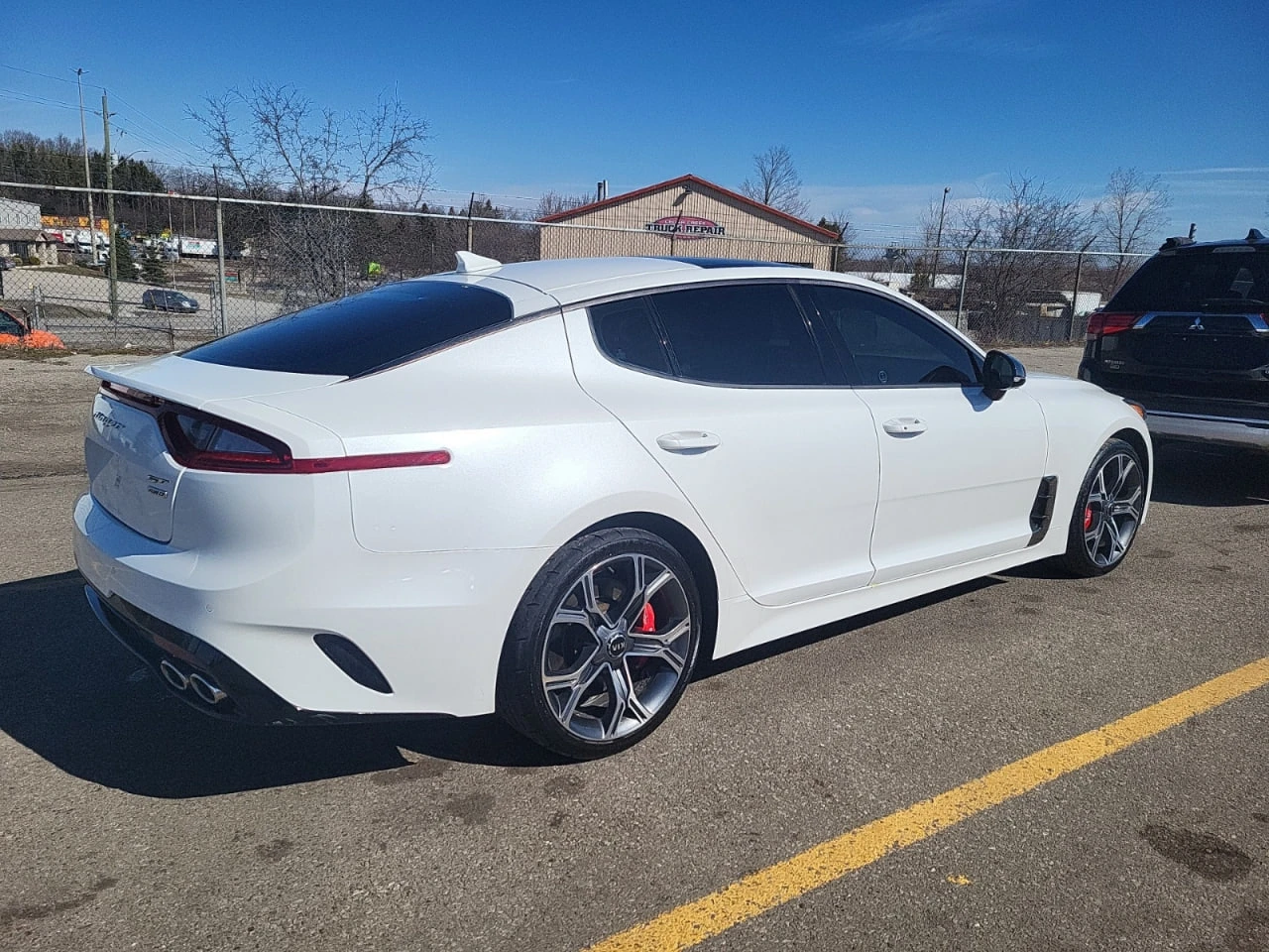 Kia Stinger * CARFAX * АВТО КРЕДИТ * ЦЕНА ДО БГ! - изображение 5