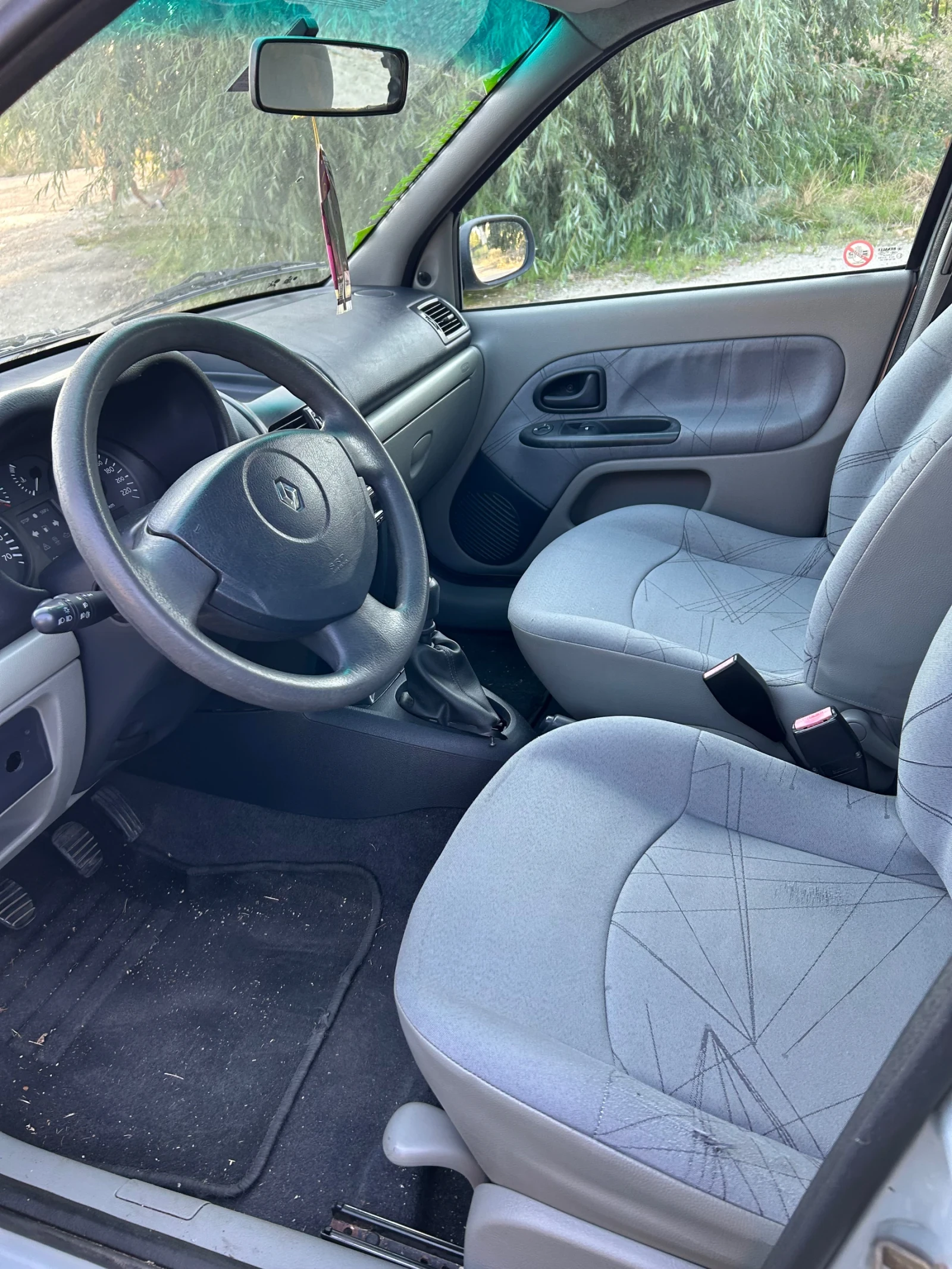 Renault Clio  - изображение 6