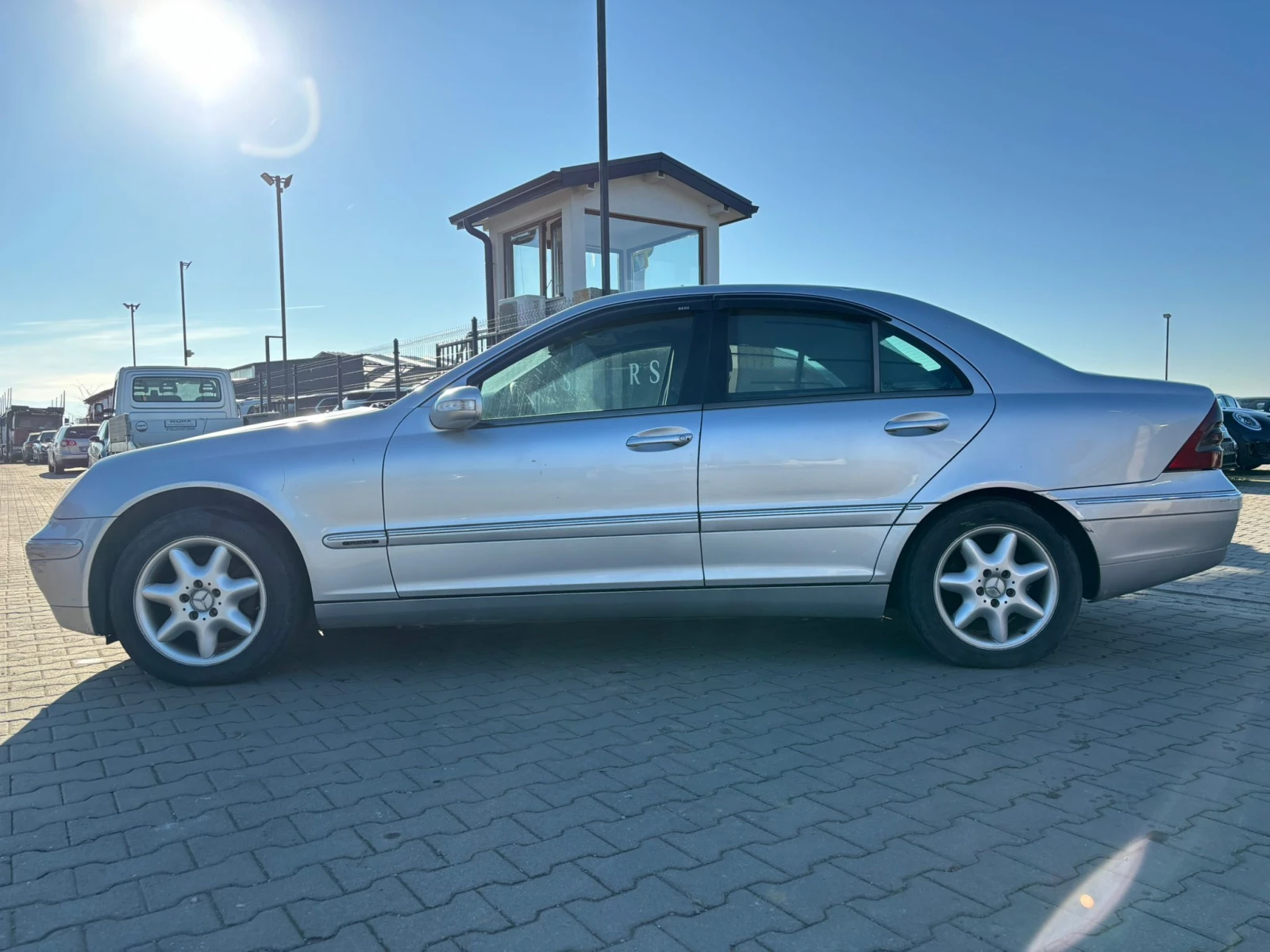 Mercedes-Benz C 220 / 2.2D / 116 HP / ELEGANCE / - изображение 2