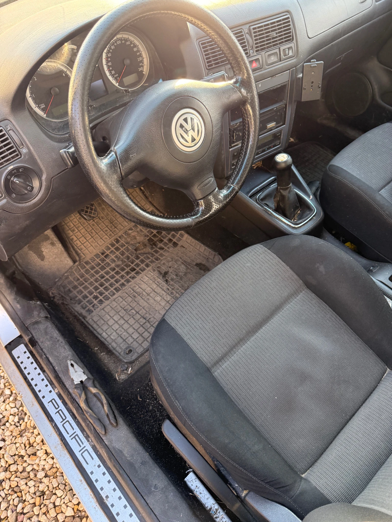 VW Golf 131* На Части* 6 скорости* 1.9*  - изображение 7