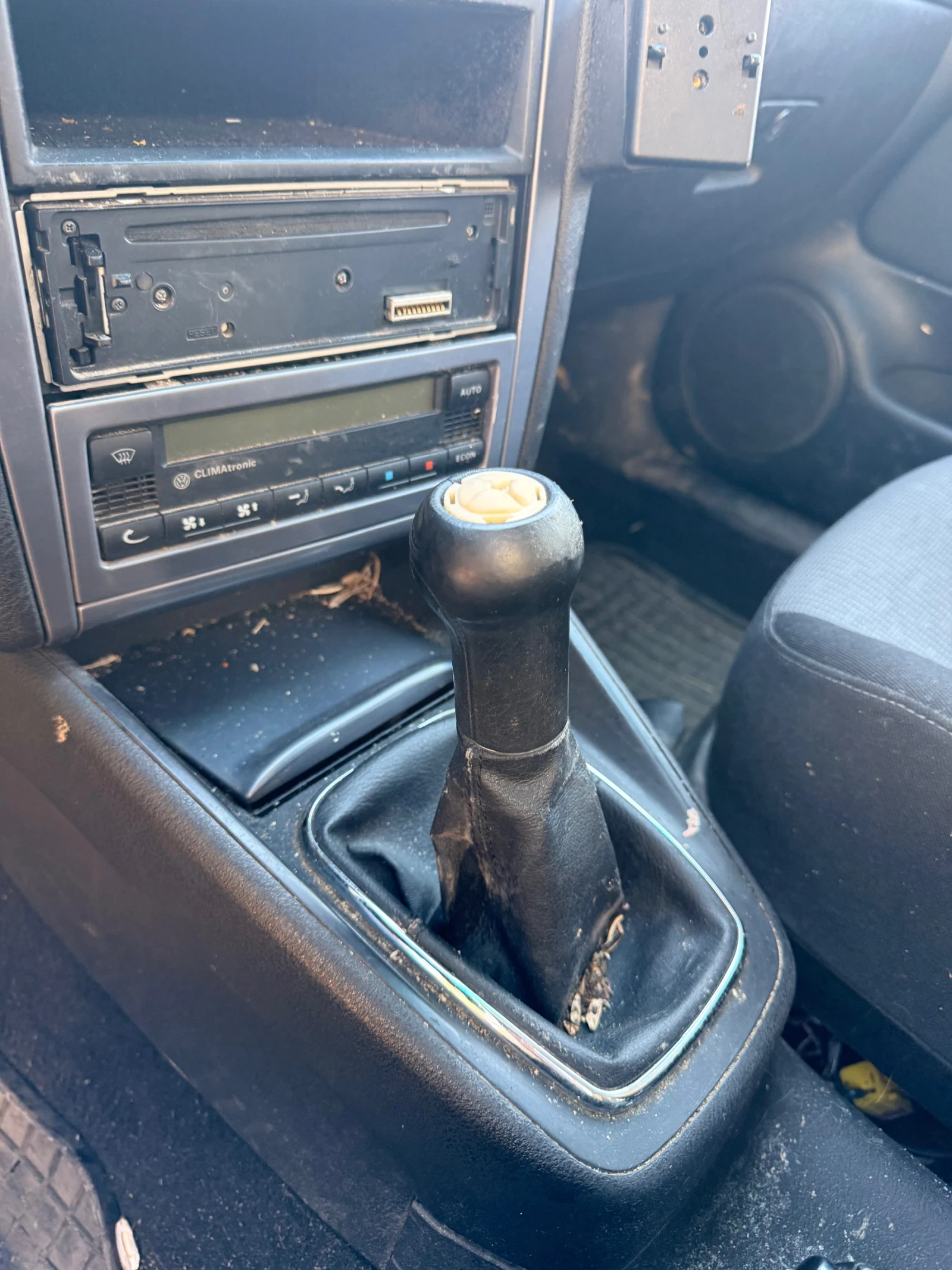 VW Golf 131* На Части* 6 скорости* 1.9*  - изображение 8