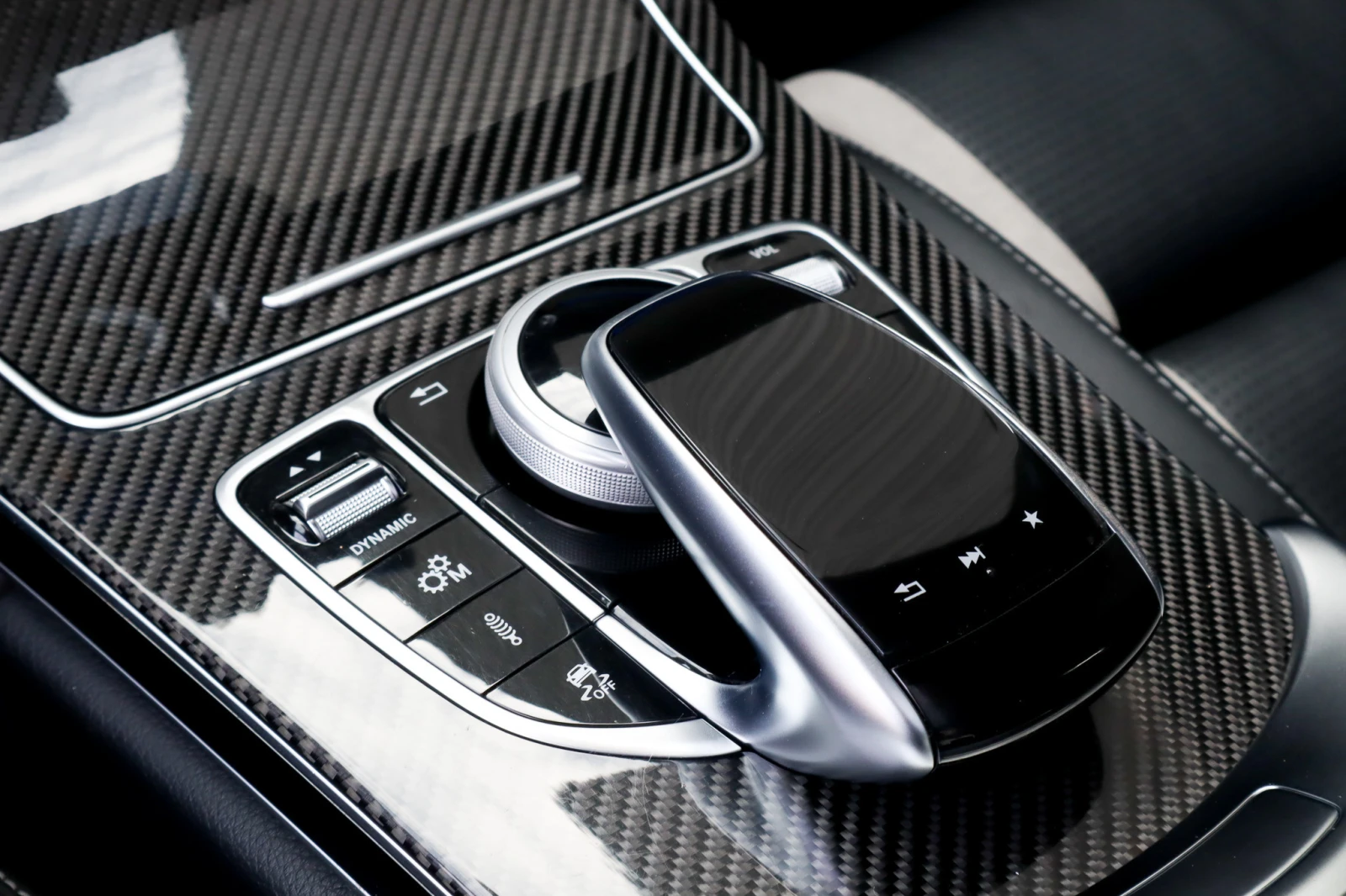 Mercedes-Benz C 63 AMG CARBON* * BUCKET SEATS* * DOUBLE* BURM* OEM* DOWNP | Mobile.bg � ����������� 13