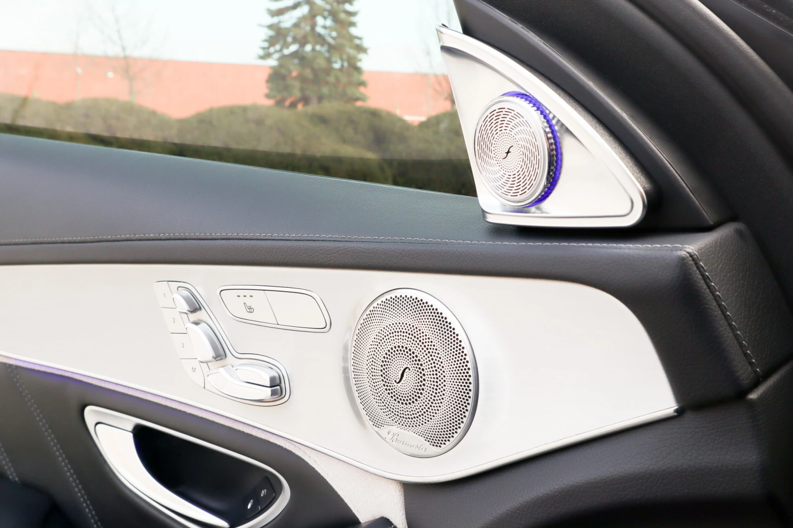 Mercedes-Benz C 63 AMG CARBON* * BUCKET SEATS* * DOUBLE* BURM* OEM* DOWNP - изображение 9