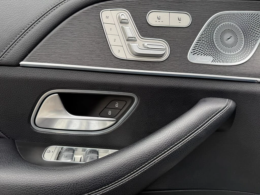 Mercedes-Benz GLE 450 AMG PKG | PANO | HEATED&COOLED SEATS | HEAD UP, снимка 14 - Автомобили и джипове - 53722143