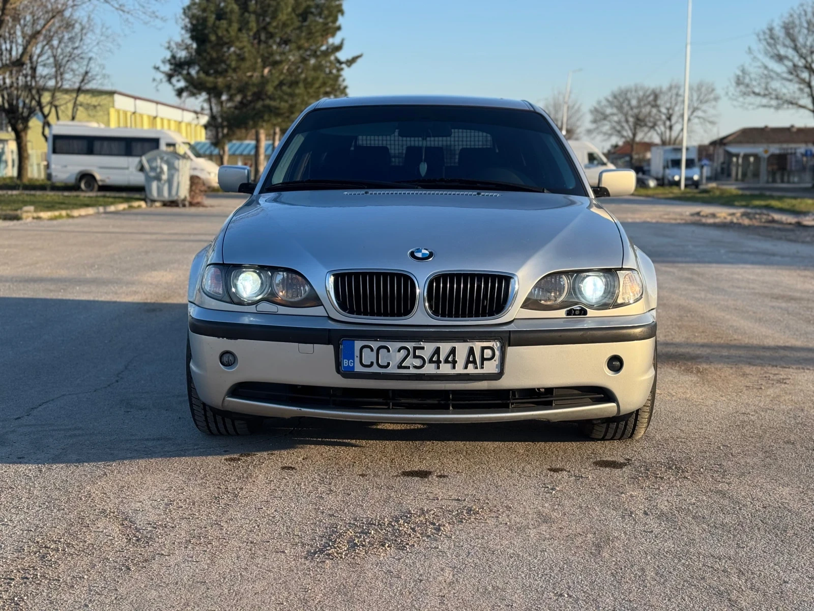 BMW 330, снимка 2 - Автомобили и джипове - 53748659