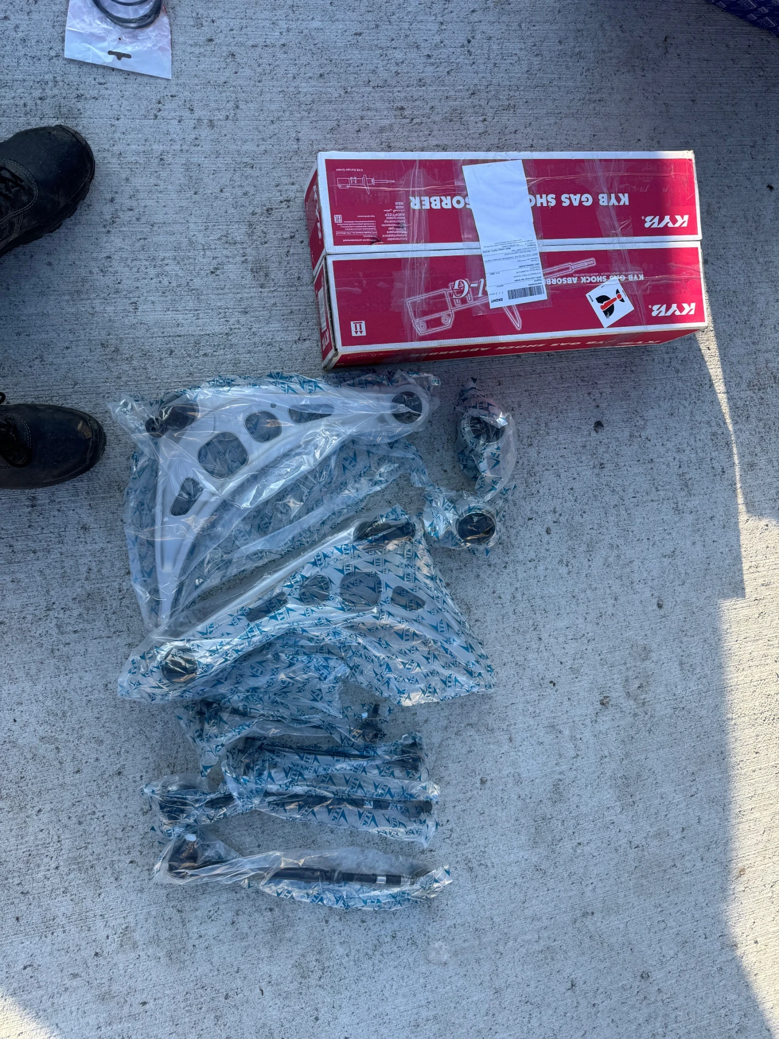 BMW 330, снимка 15 - Автомобили и джипове - 53748659