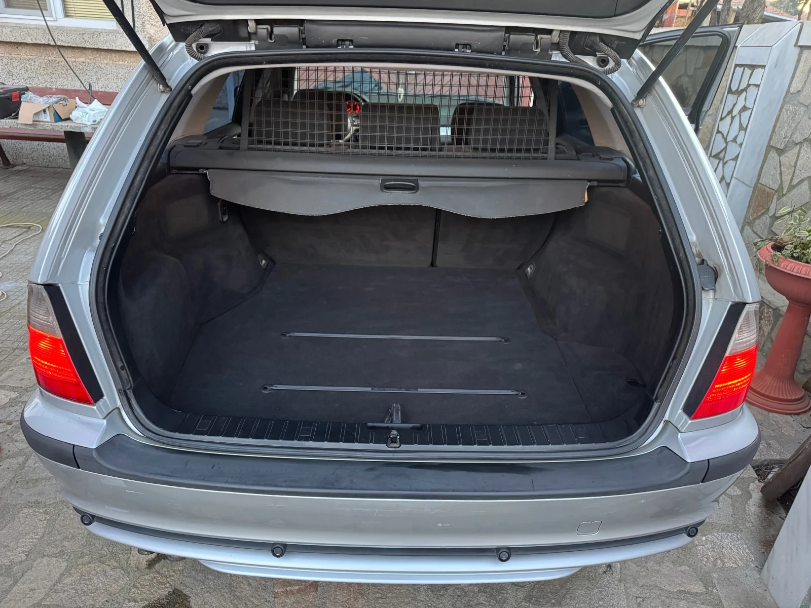 BMW 330, снимка 13 - Автомобили и джипове - 53748659