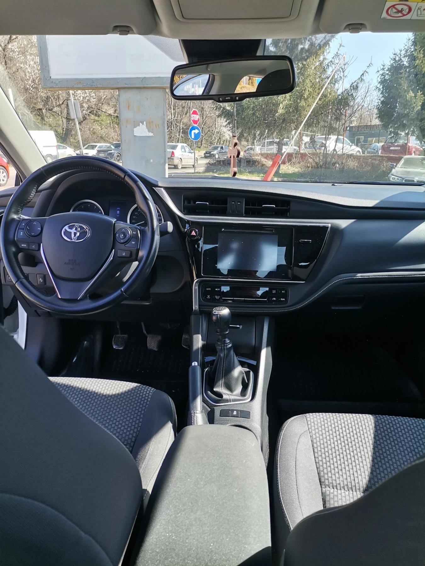 Toyota Corolla, снимка 8 - Автомобили и джипове - 53826718