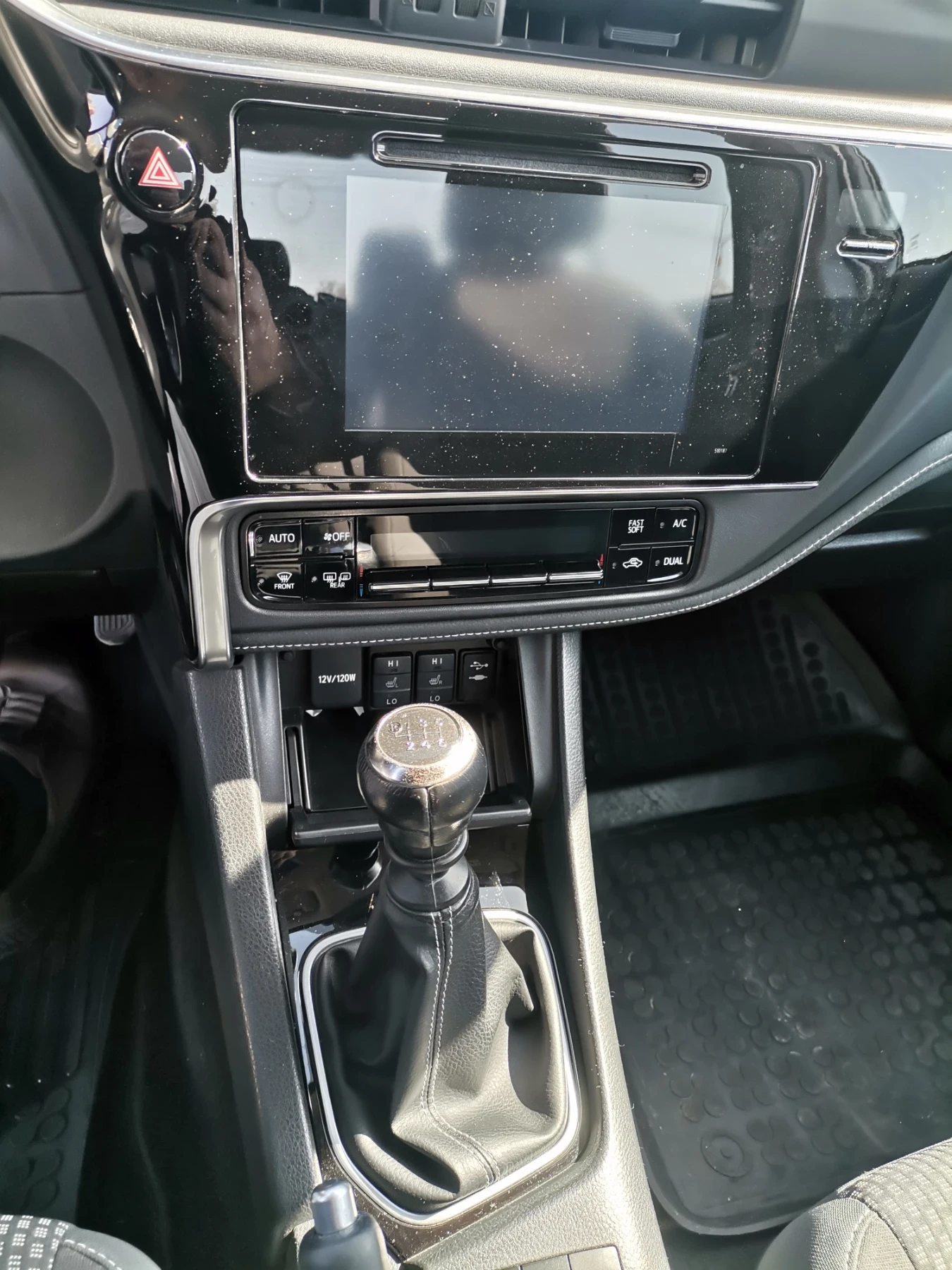 Toyota Corolla, снимка 9 - Автомобили и джипове - 53826718