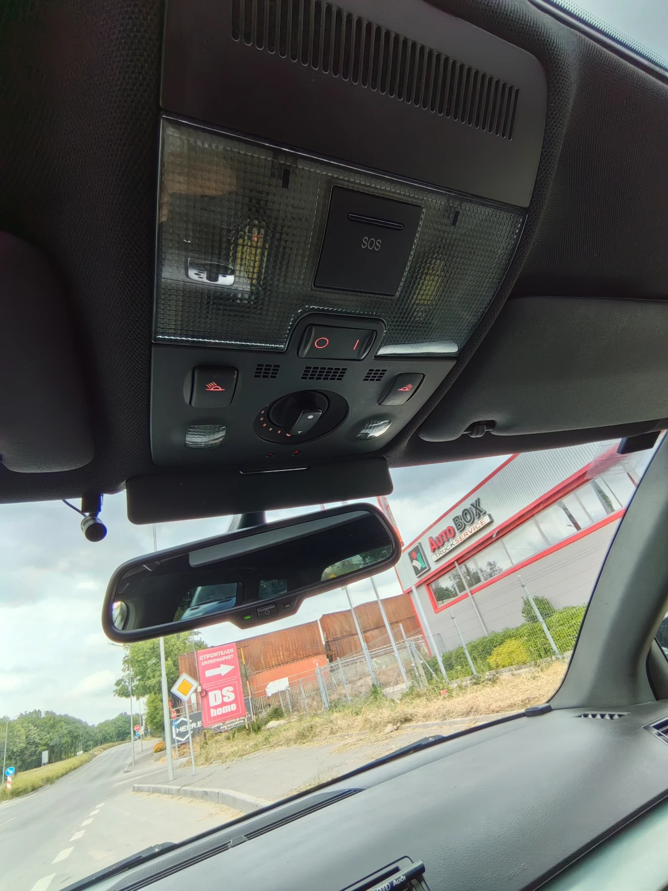 Audi A4 1.8T, снимка 14 - Автомобили и джипове - 54336144