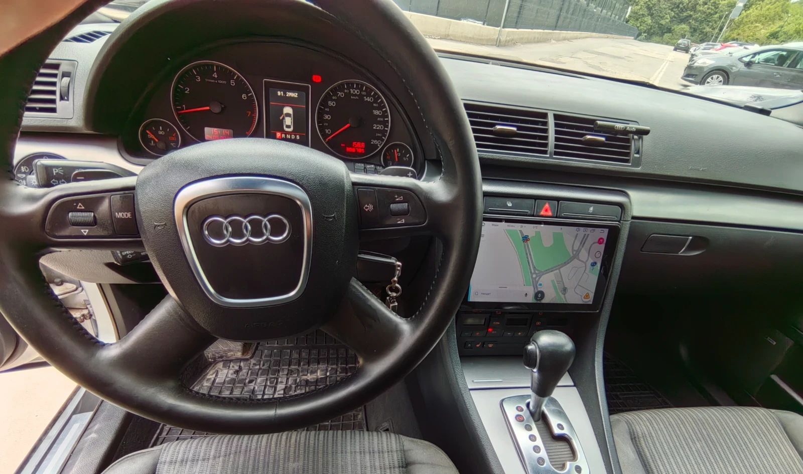 Audi A4 1.8T, снимка 10 - Автомобили и джипове - 54336144