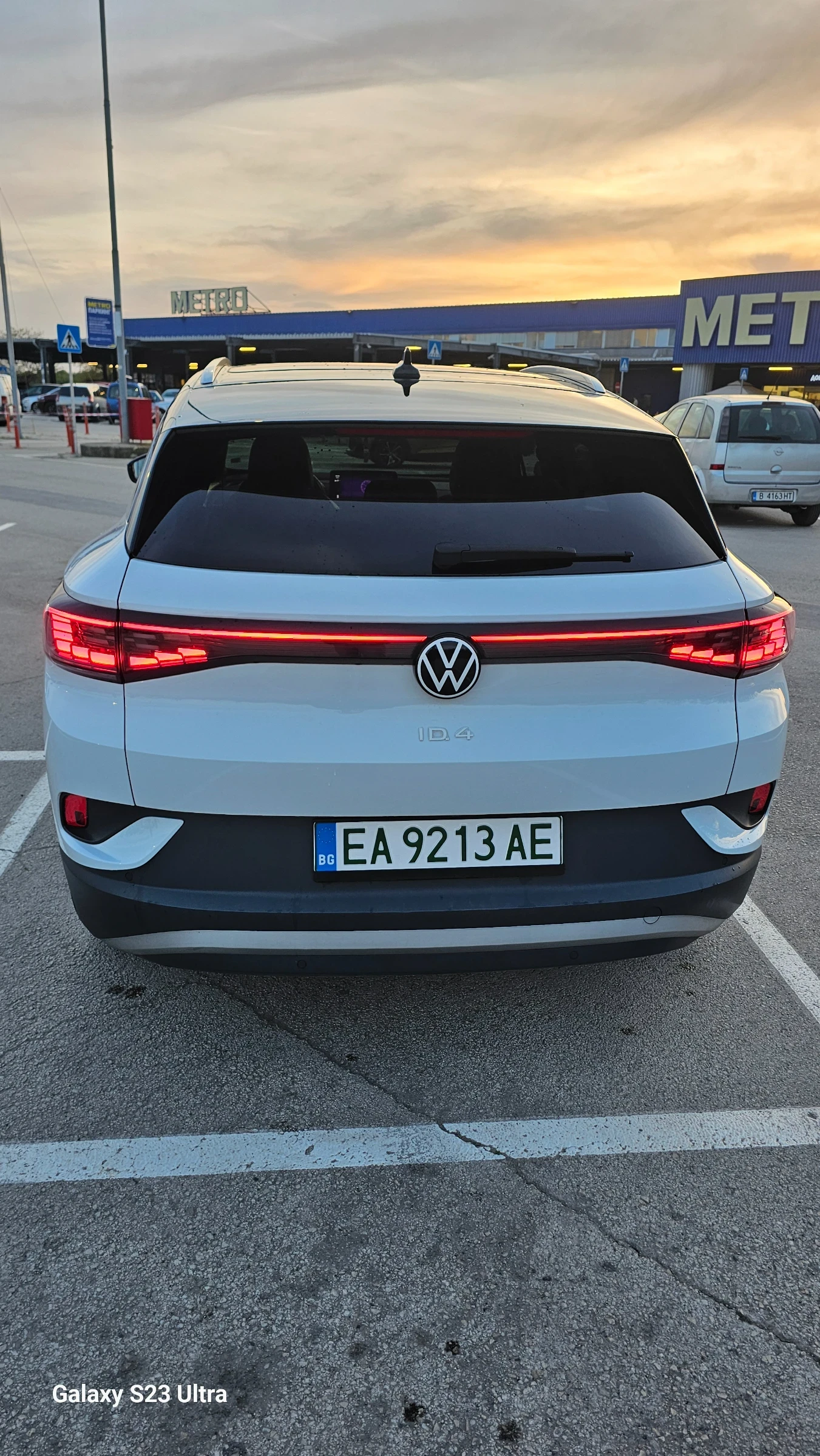VW ID.4 Vw Id4 1st max 82kw термопомпа адптивно окачване, снимка 8 - Автомобили и джипове - 54493980