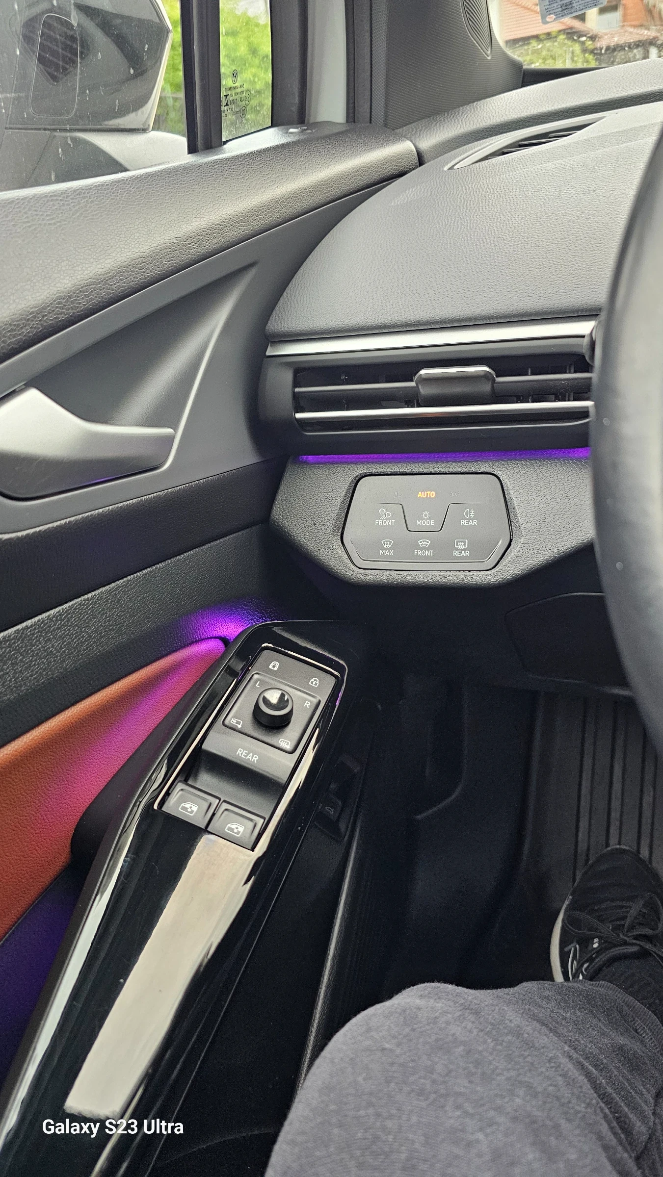 VW ID.4 Vw Id4 1st max 82kw термопомпа адптивно окачване, снимка 12 - Автомобили и джипове - 54493980